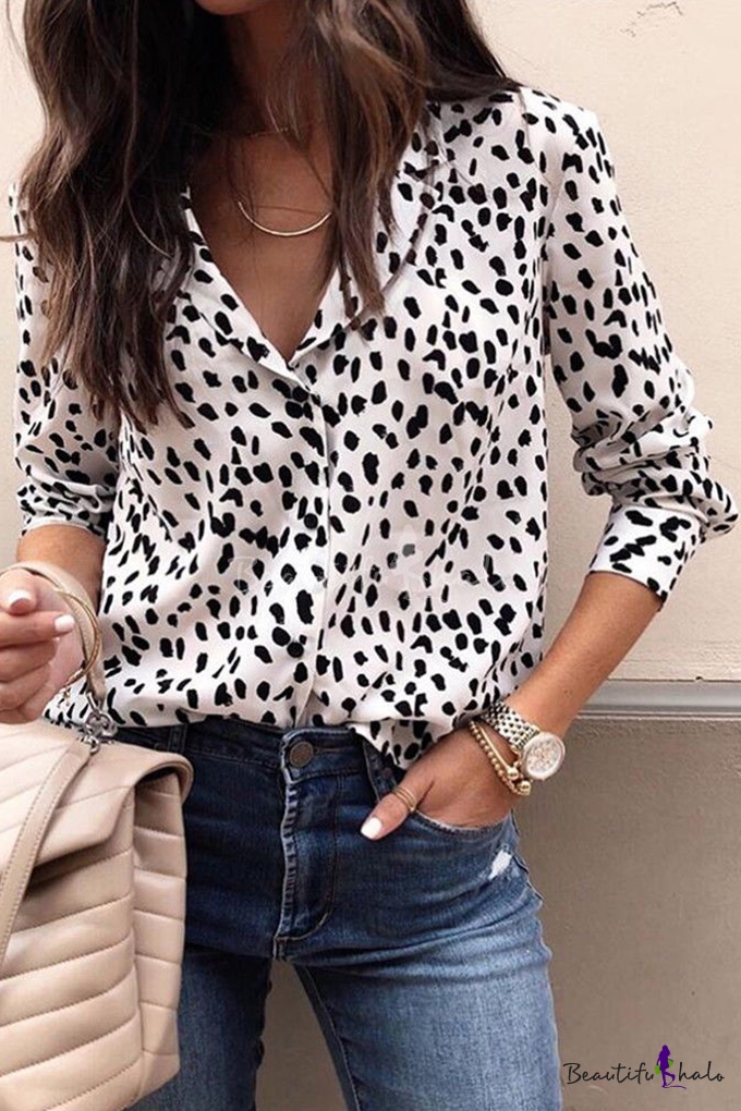 animal print collar shirt