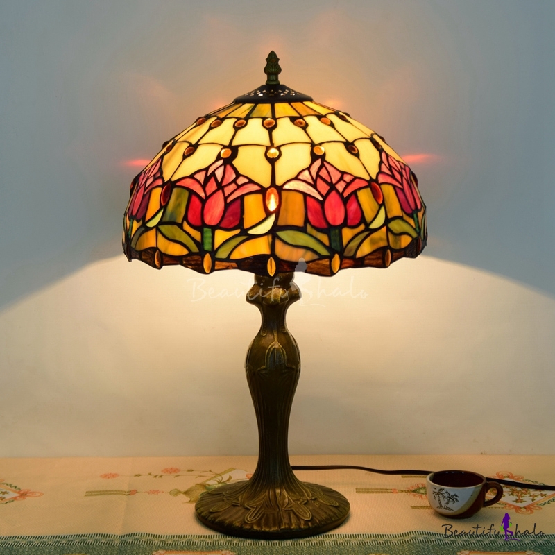 Dome Shaped Nightstand Lamp Tiffany Hand Rolled Art Glass Single-Bulb ...