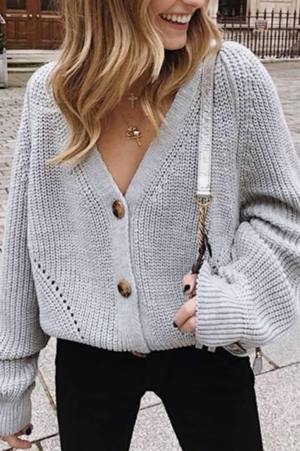 v neck cropped cardigan