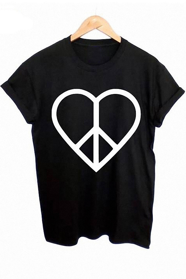 

Geometric Heart Printed Round Neck Short Sleeve Pullover Graphic Tee, Black