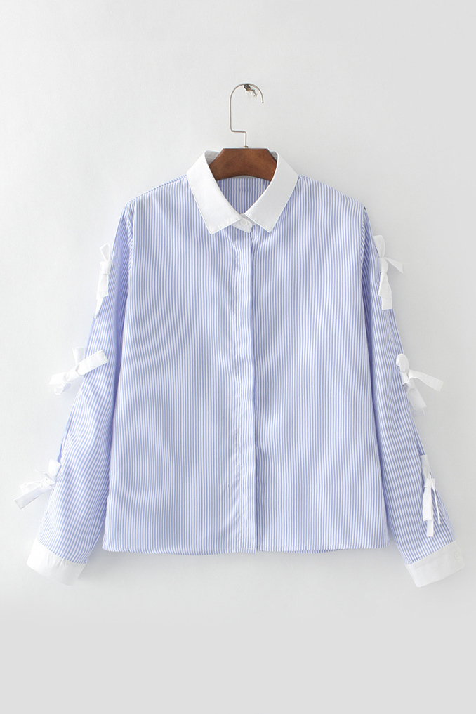 

Women's Contrast Lapel Single Breasted Striped Tied Bow in Long Sleeve, Blue