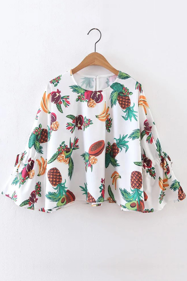 

Round Neck Long Sleeve Bell Sleeve Key Hole Back Fruits Printed, White