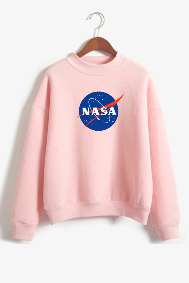 trendy crewnecks