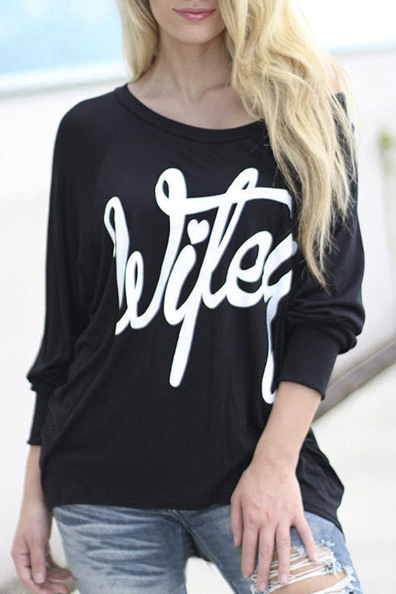 

One Shoulder Cutout Back Letter Print Dip Hem Long Tee, Black